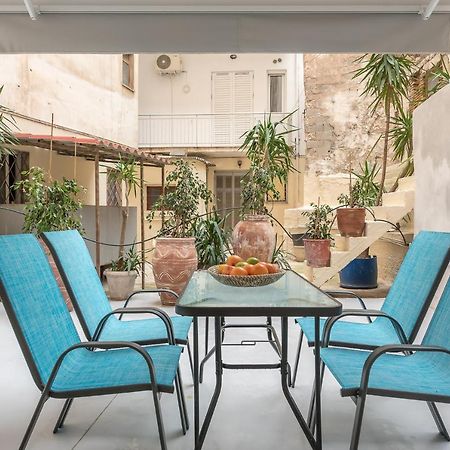 The Courtyard Oasis Apartment Athens Exterior photo